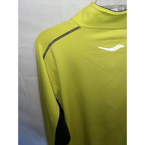 Saucony Men’s Athletic Shirt Size 2XL Yellow Athleisure Running Crosstraining - Picture 11 of 12